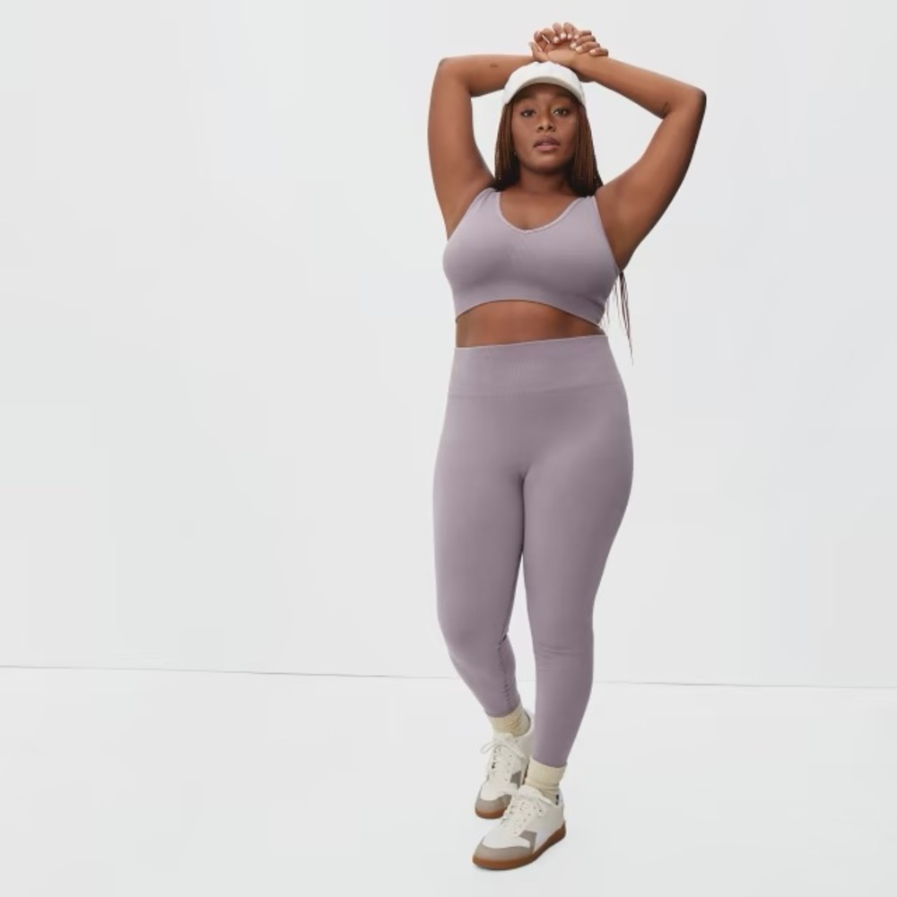 Everlane Seamless Bra and Legging Set